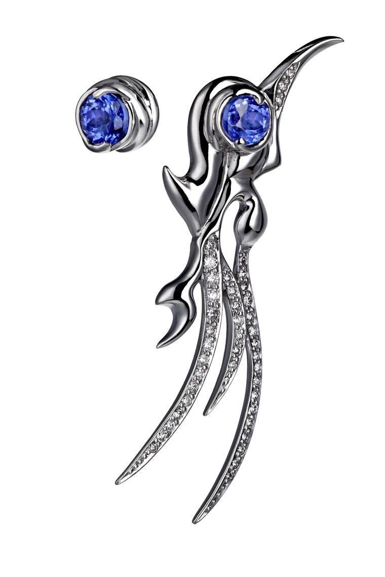 Ana de Costa asymmetric earrings in white gold from the Mystical Tarot collection, set with tanzanites and pavé diamonds.